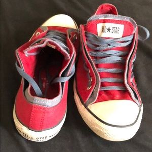 Men's size 12 red blue trim converse